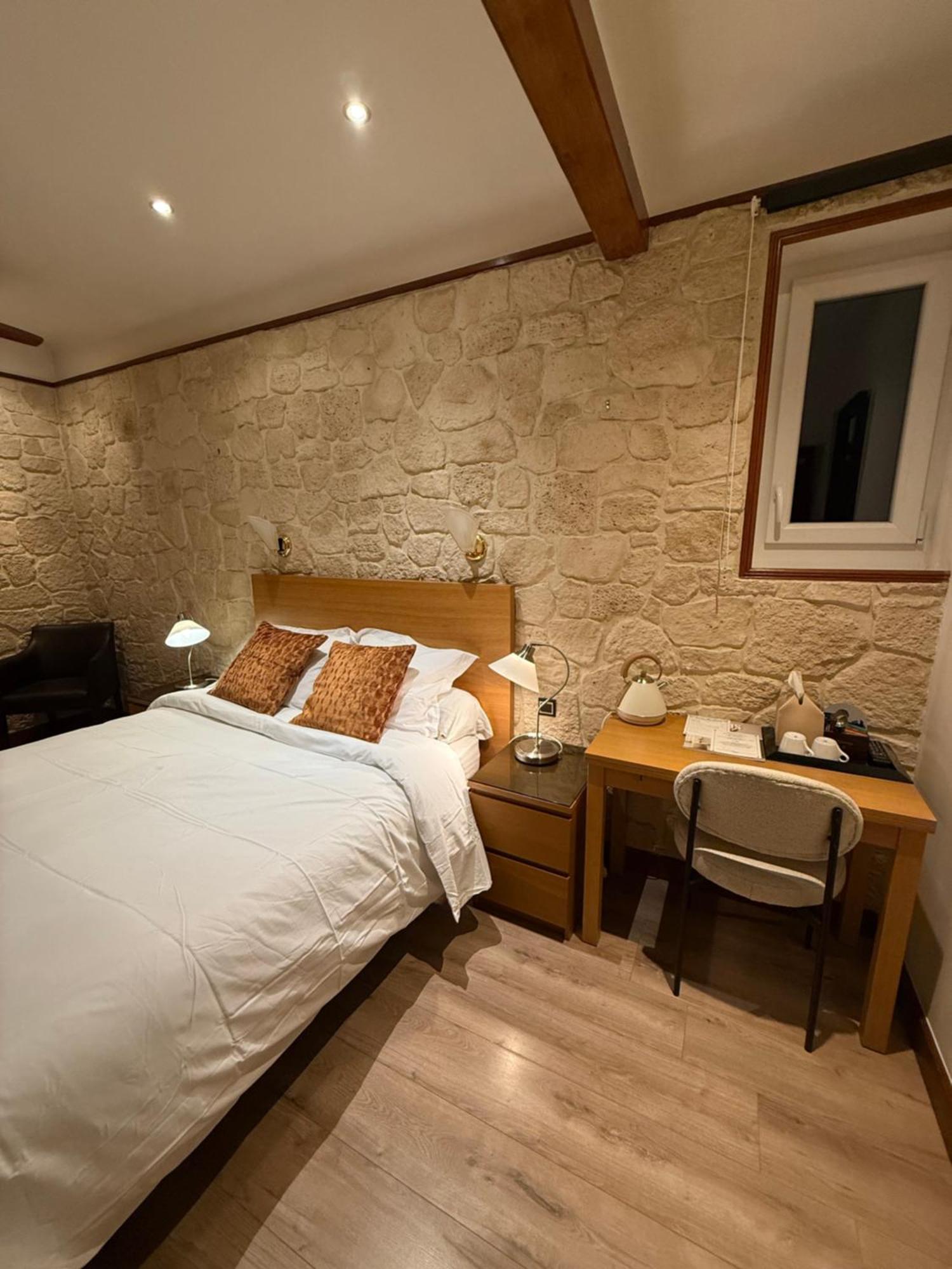 Savoy Hotel Le Bourget-du-Lac Kültér fotó